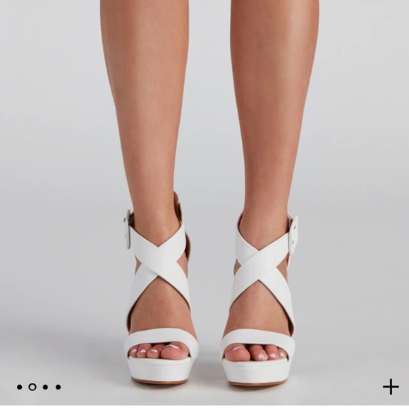 White strap heels - Picture 2 of 3